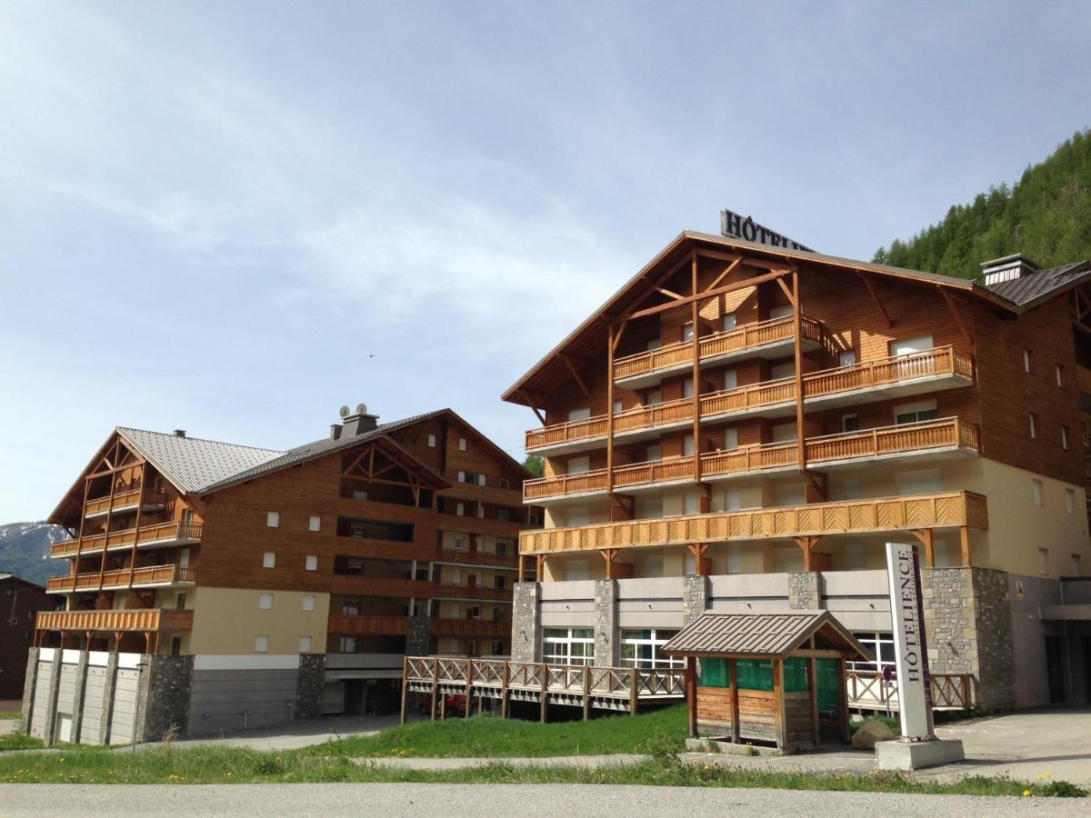 Vacancéole - Les Chalets du Verdon Allos Exterior foto